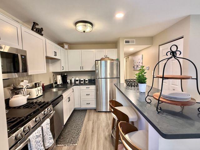 1813 Kenzie Drive, Robinson Twp, PA 15205