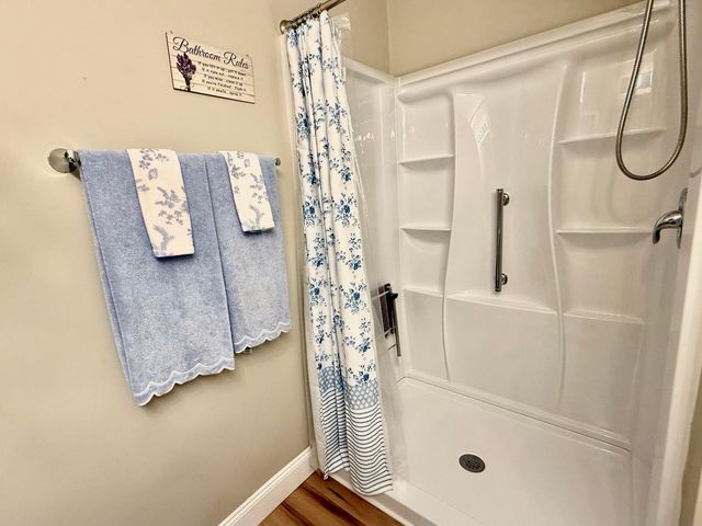 1813 Kenzie Drive, Robinson Twp, PA 15205