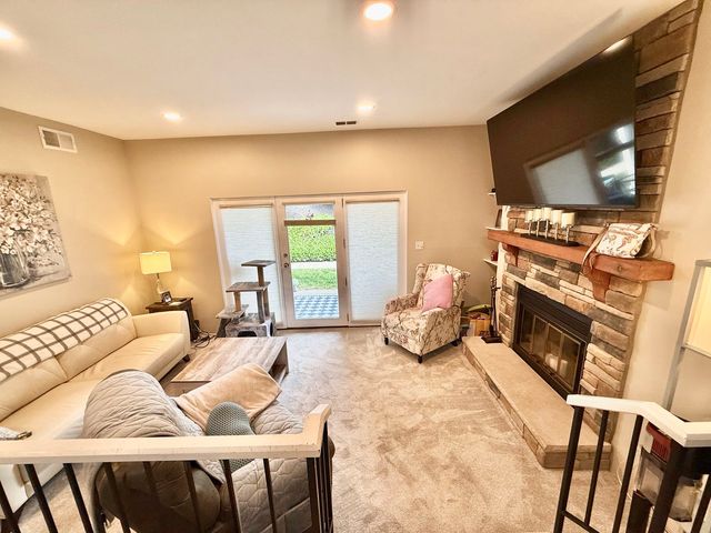 1813 Kenzie Drive, Robinson Twp, PA 15205