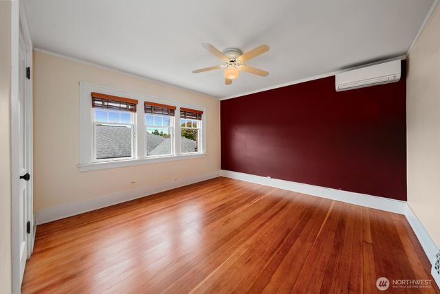 1019 NE 62nd Street, Seattle, WA 98115