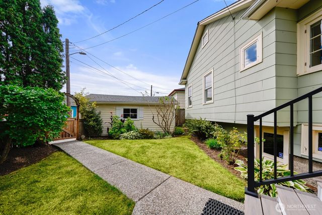 1019 NE 62nd Street, Seattle, WA 98115