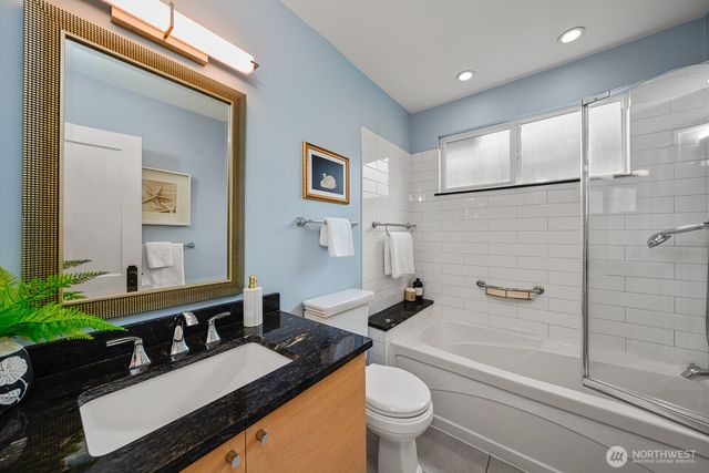 1019 NE 62nd Street, Seattle, WA 98115