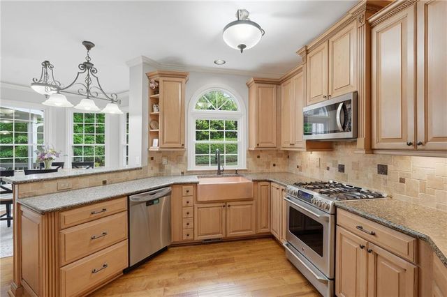 4465 Landover Way, Suwanee, GA 30024