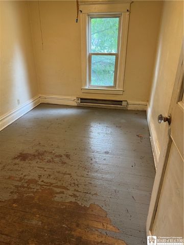 35 Baker Street, Jamestown, NY 14701