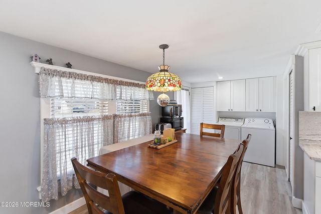 7 Marl Road, Farmingdale, NJ 07727