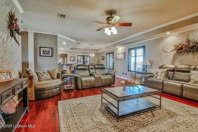 1913 N Genoa Avenue, Lubbock, TX 79416