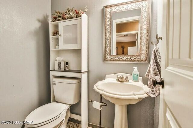 1913 N Genoa Avenue, Lubbock, TX 79416