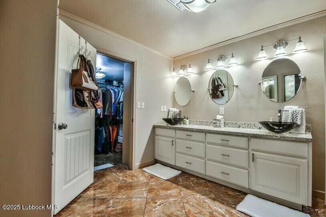 1913 N Genoa Avenue, Lubbock, TX 79416