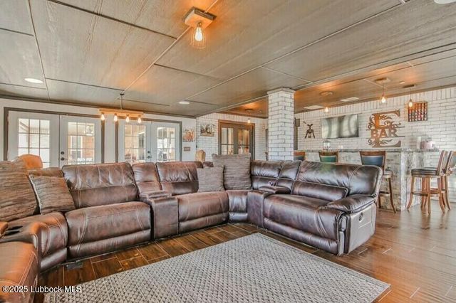 1913 N Genoa Avenue, Lubbock, TX 79416