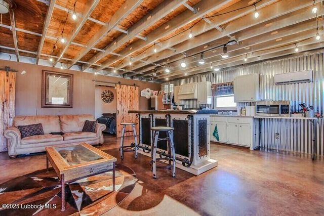 1913 N Genoa Avenue, Lubbock, TX 79416