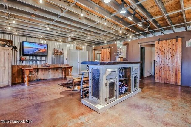 1913 N Genoa Avenue, Lubbock, TX 79416