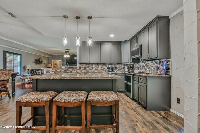 1913 N Genoa Avenue, Lubbock, TX 79416