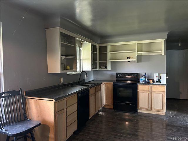 16465 Almont Road, Berlin Township, MI 48002