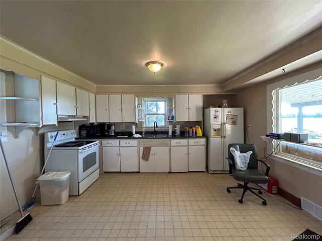 16465 Almont Road, Berlin Township, MI 48002