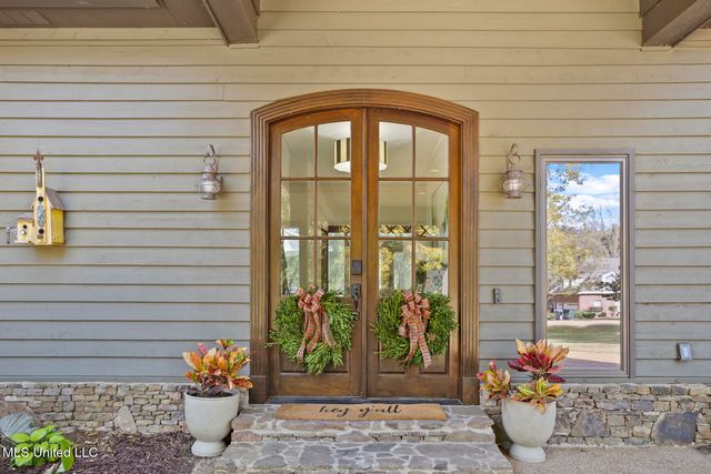 282 Deer Haven Drive, Madison, MS 39110