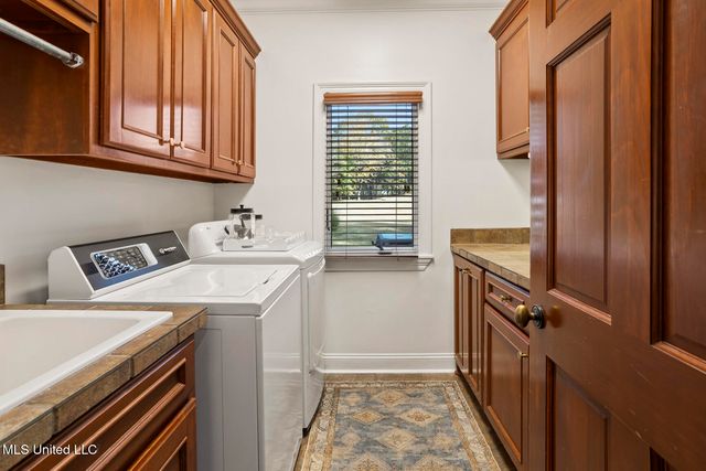 282 Deer Haven Drive, Madison, MS 39110