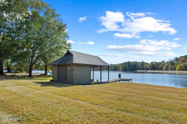 282 Deer Haven Drive, Madison, MS 39110