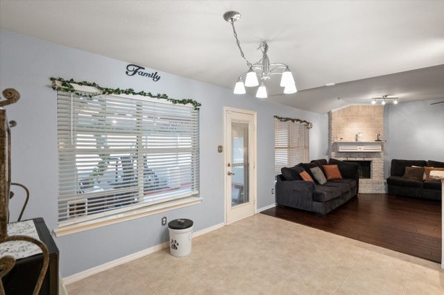 1100 Fawn Meadow Trail, Kennedale, TX 76060