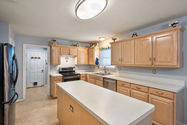 1100 Fawn Meadow Trail, Kennedale, TX 76060