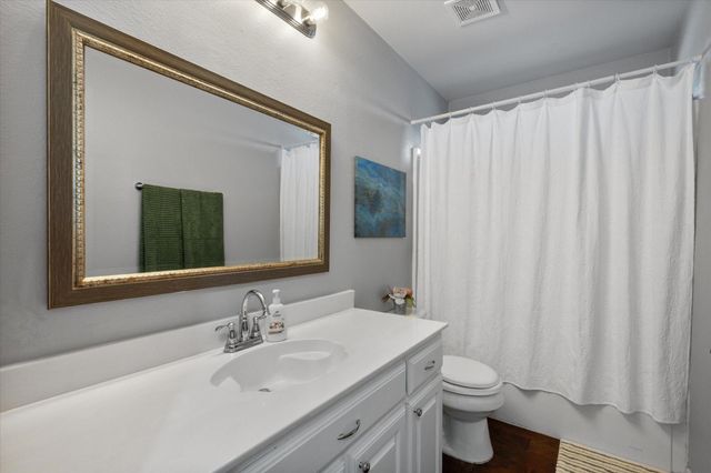 1100 Fawn Meadow Trail, Kennedale, TX 76060