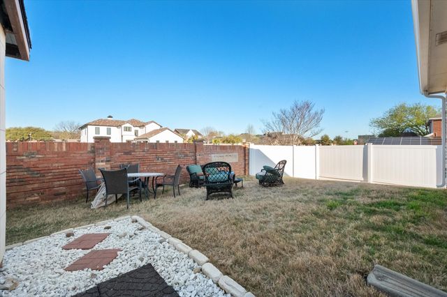 1100 Fawn Meadow Trail, Kennedale, TX 76060