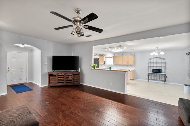 1100 Fawn Meadow Trail, Kennedale, TX 76060