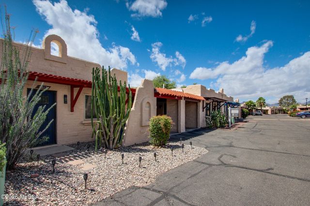 1913 W La Osa Drive, Tucson, AZ 85705