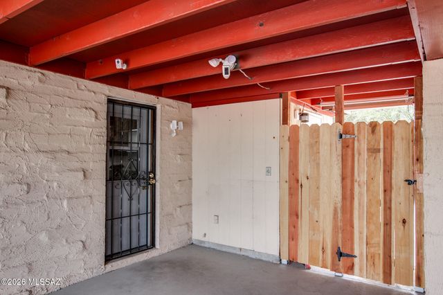 1913 W La Osa Drive, Tucson, AZ 85705
