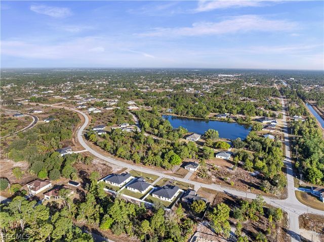 862 Nimitz BLVD, Lehigh Acres, FL 33974