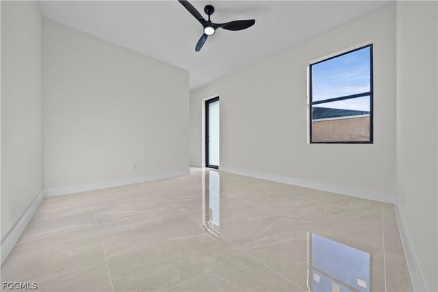 862 Nimitz BLVD, Lehigh Acres, FL 33974