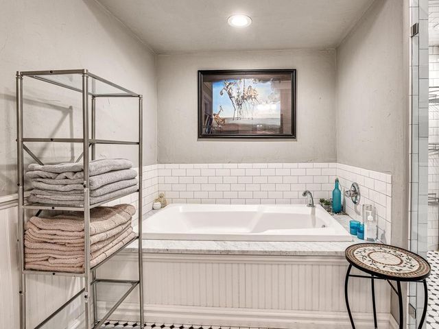 532 NW 40th Street, Oklahoma City, OK 73118