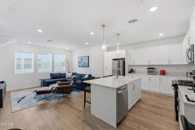 2364 Haley Point Drive 102, Ventura, CA 93003