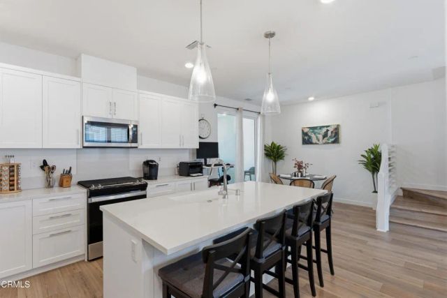2364 Haley Point Drive 102, Ventura, CA 93003