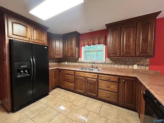 11576 Little Coffman Road, Lester, AL 35647