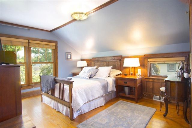 4207 Winnequah Road, Monona, WI 53716
