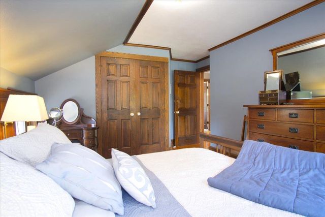 4207 Winnequah Road, Monona, WI 53716