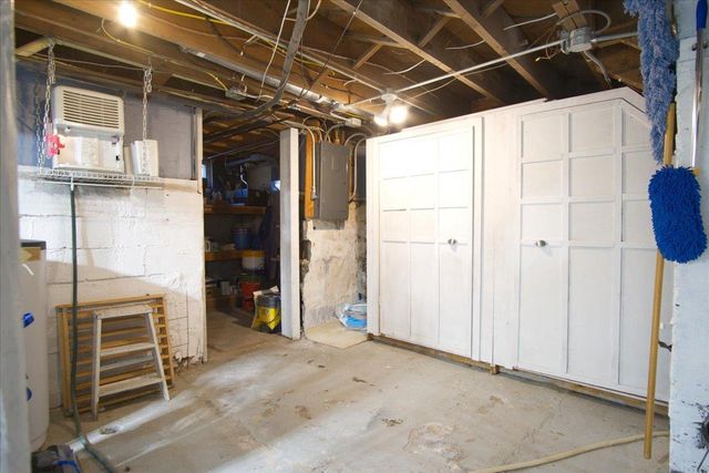 4207 Winnequah Road, Monona, WI 53716