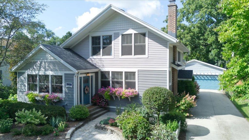 4207 Winnequah Road, Monona, WI 53716