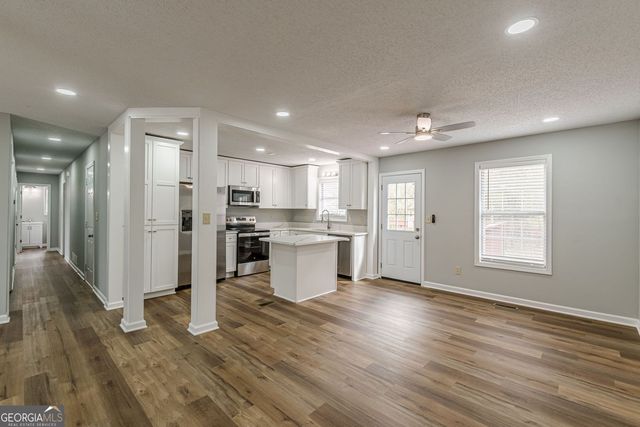 105 ASHFORD Drive, Dallas, GA 30132