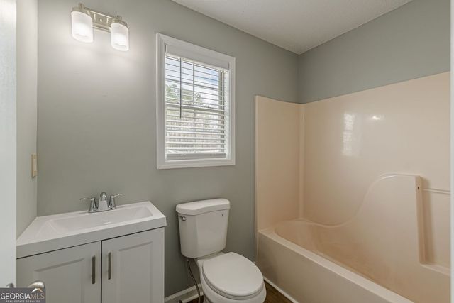 105 ASHFORD Drive, Dallas, GA 30132