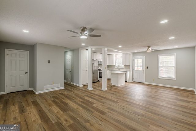 105 ASHFORD Drive, Dallas, GA 30132