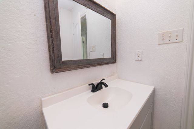 3844 Waldorf Street, Fort Worth, TX 76119