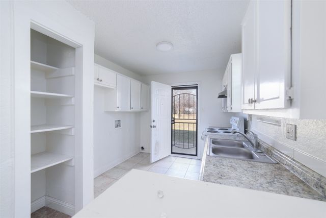 3844 Waldorf Street, Fort Worth, TX 76119