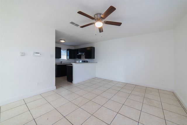 3844 Waldorf Street, Fort Worth, TX 76119