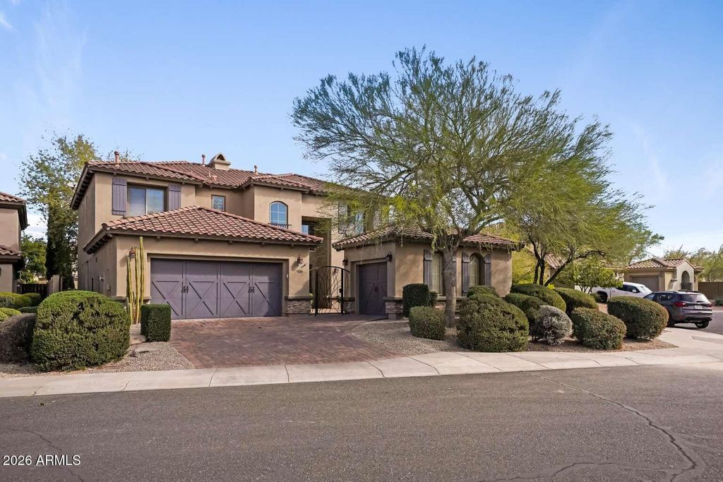 3978 E HASHKNIFE Road, Phoenix, AZ 85050