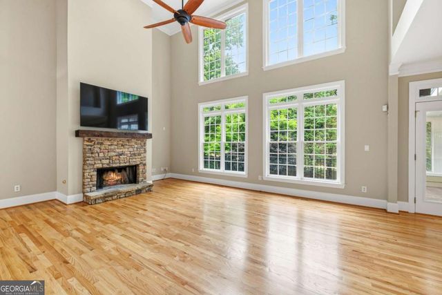 215 Lynwood Court, Roswell, GA 30075