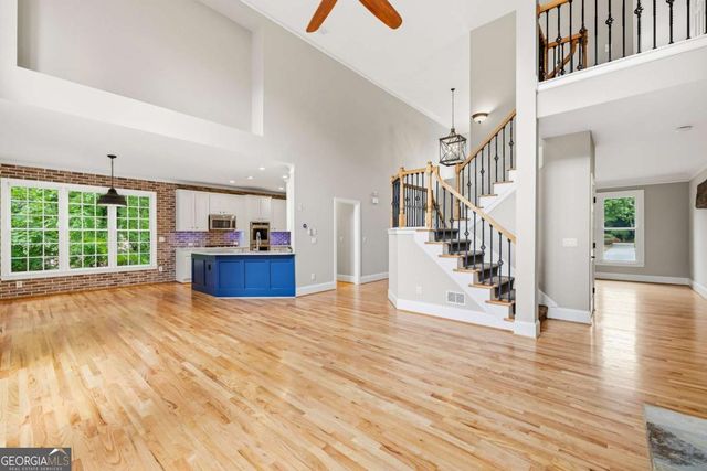 215 Lynwood Court, Roswell, GA 30075
