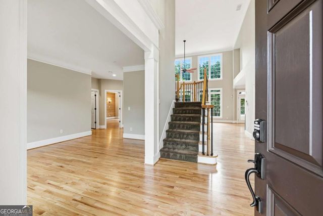 215 Lynwood Court, Roswell, GA 30075