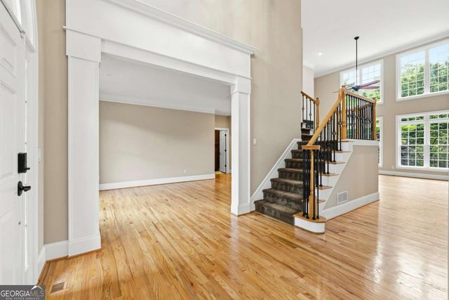 215 Lynwood Court, Roswell, GA 30075