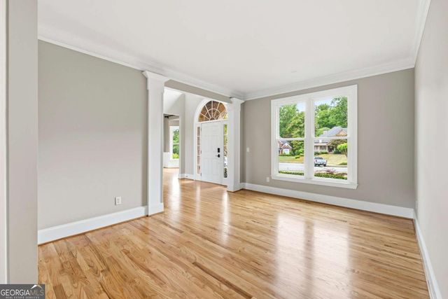 215 Lynwood Court, Roswell, GA 30075